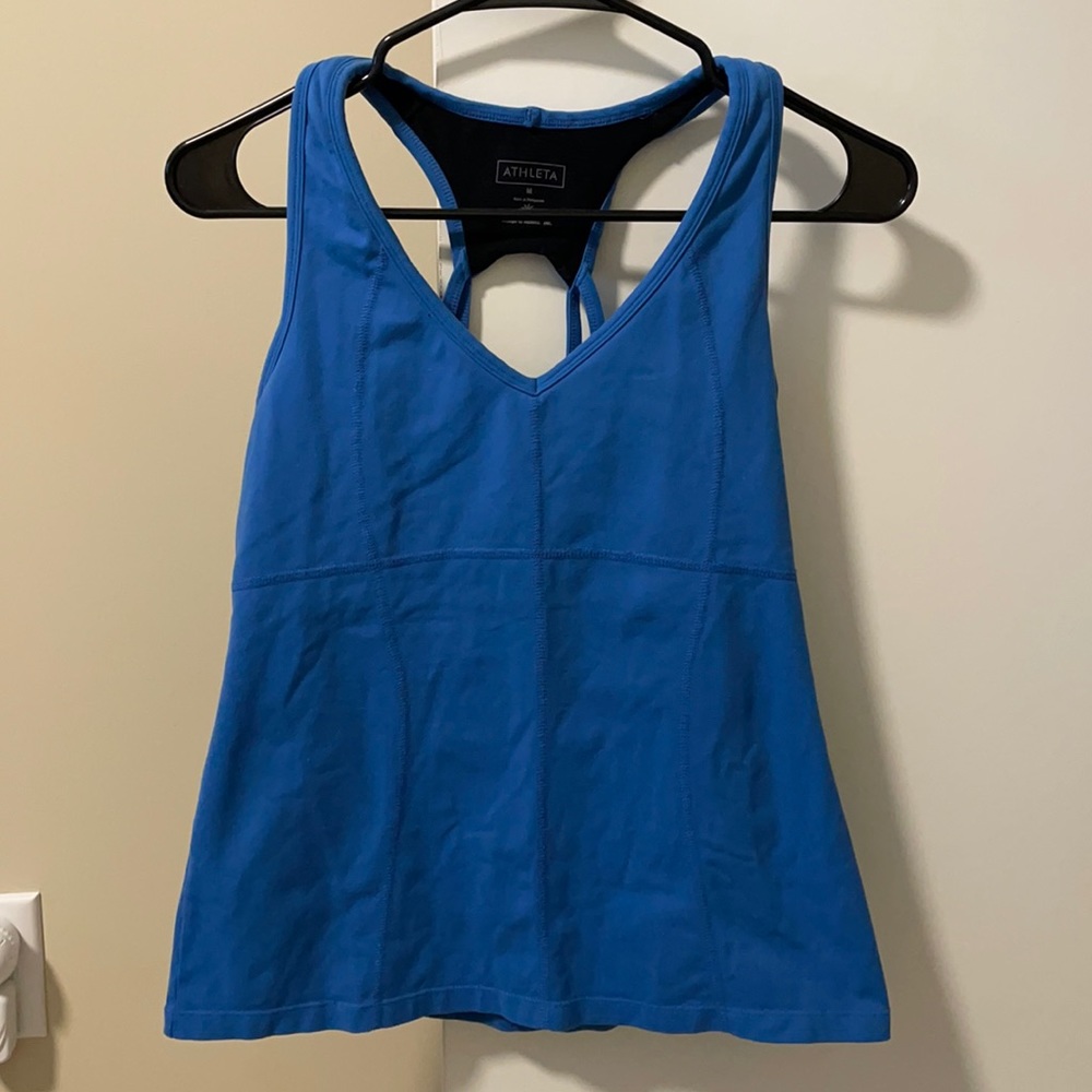 Athleta racerback styled work out tank top with open back size medium EUC